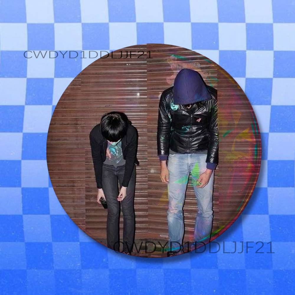 C-Crystal Castles Band Amnesti - Collectible Vintage Brooches recensie en prijs