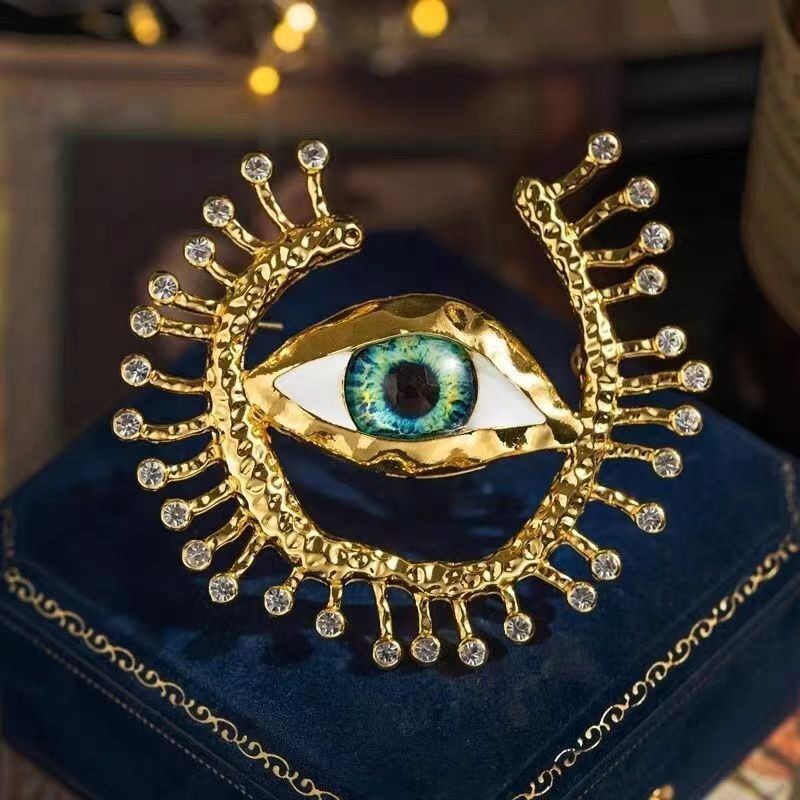 Nieuwe Boze Oog Badges Cosplay - Collectible Vintage Brooches recensie en prijs